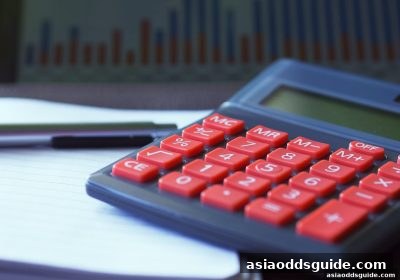 亚盘视角下的概率分布：揭开彩票与竞猜的数学本质